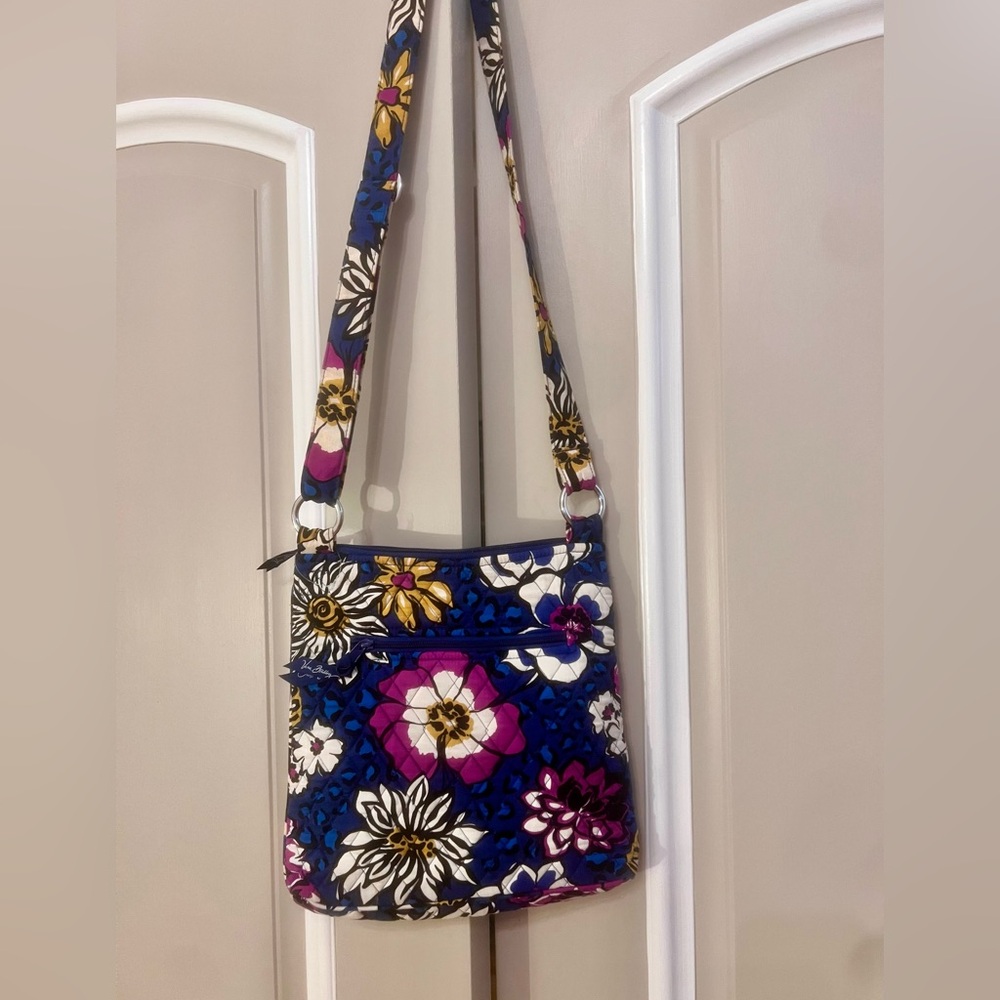 Vera Bradley New Without Tags! Hipster Blue Floral Shoulder Bag!So Fun!